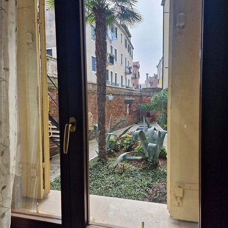 Venice Canal Kültér fotó